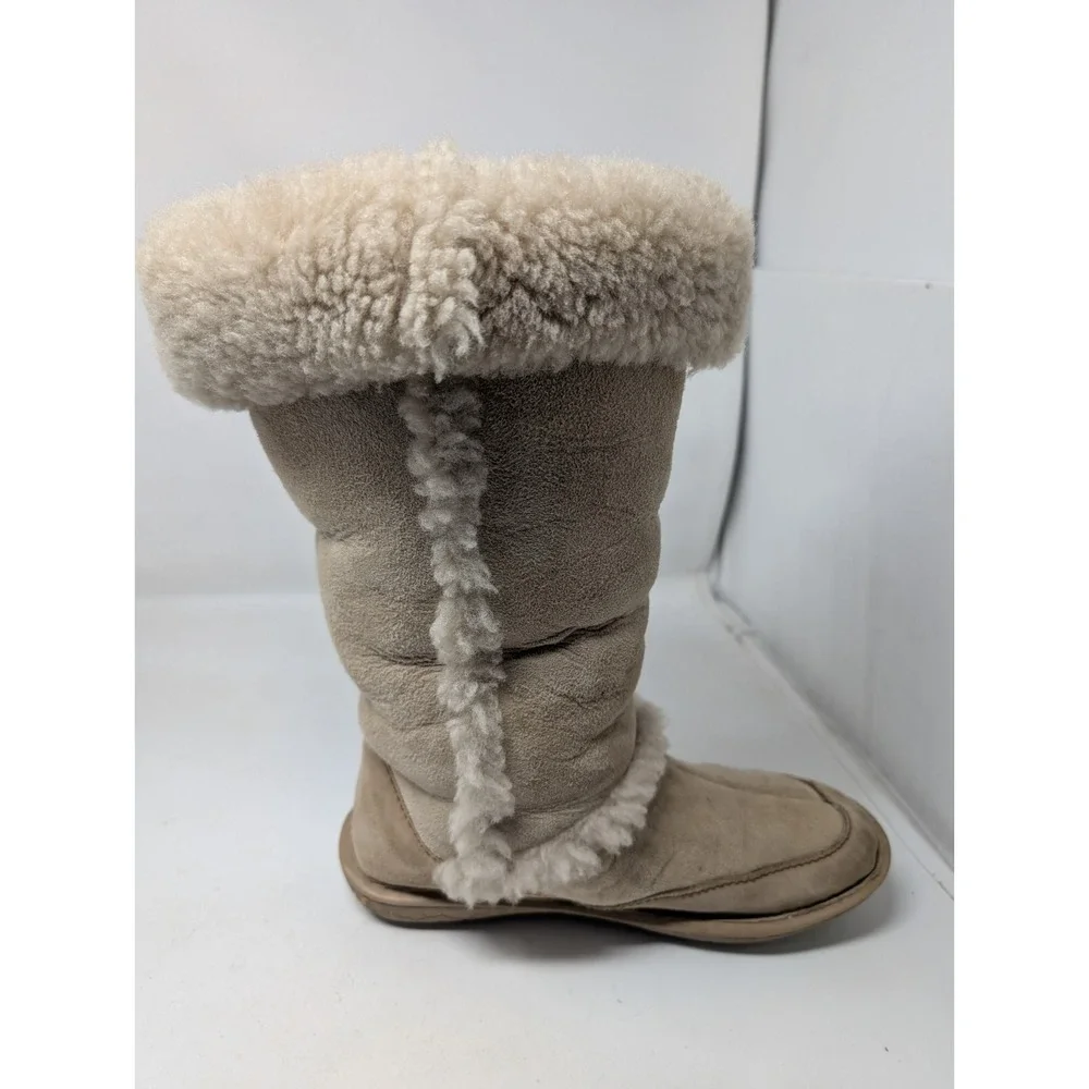 BORN Sheepskin Shearling Boots Women's Size 7 Suede Shilo W01295 Sheepskin VTG‎